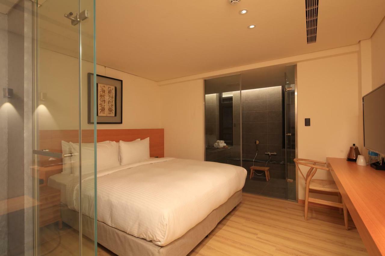 Water House Hotell Taipei Exteriör bild